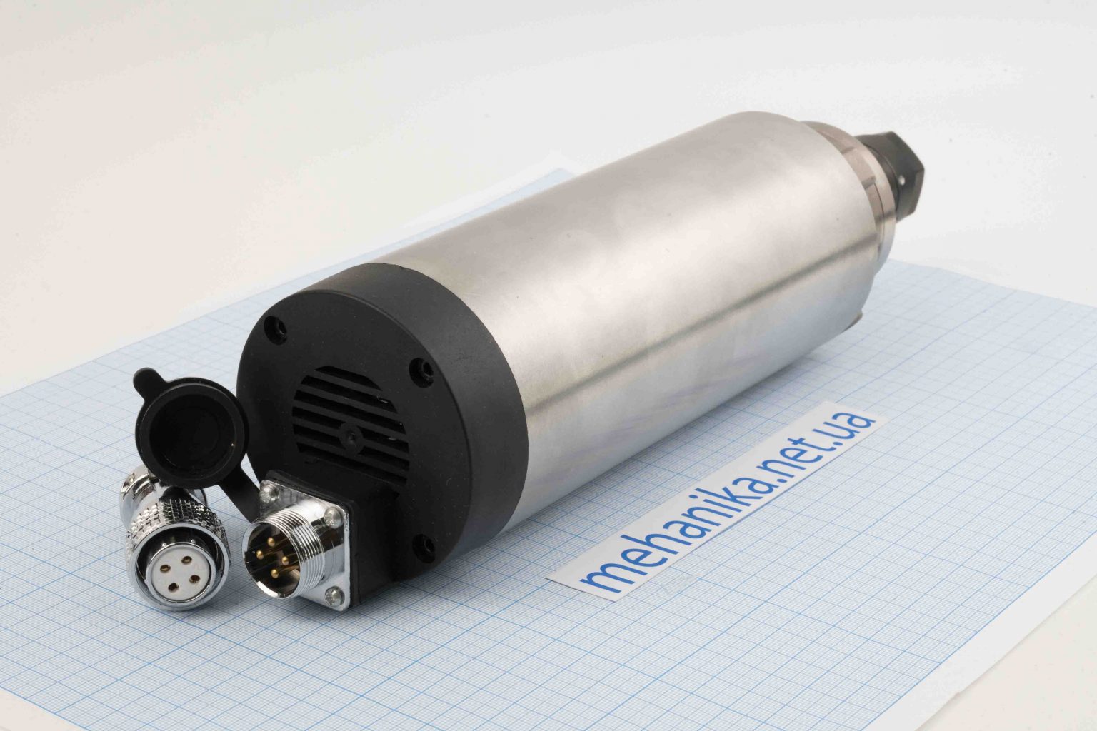 шпиндель 2. 2 квт. 2 квт. 2 квт с водяным охлаждением. шпиндель 1.