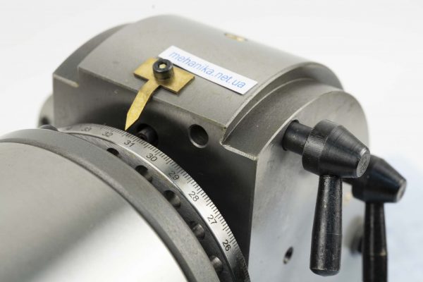 Універсальна ділильна головка BS-0 з бабкою