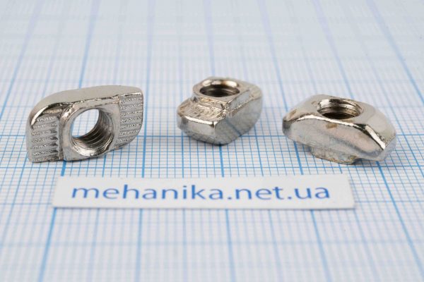 Гайка Т-подібна, поворотна, для верстатного профілю