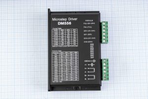 Драйвер крокового двигуна двофазний DM556