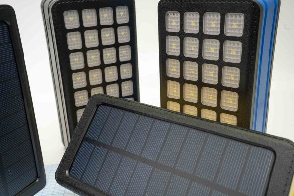 Повербанк 50000mAh, з прожектором та сонячною панеллю