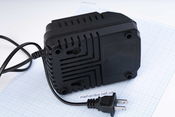 Зарядний пристрій акумулятора для Makita