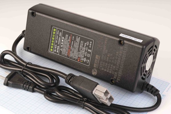 Зарядний пристрій для акумуляторів Li-Ion 3S/12.6V/20A 260W, роз`єм Anderson Powerpole