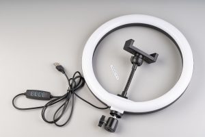 Кільцева світлодіодна LED лампа з кріпленням для телефону та штативу, D=26см (10 дюймів)