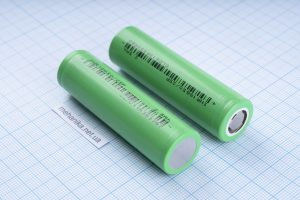 Акумулятор Li-ion EVE INR18650-25P 2500mAh/20A, високострумовий