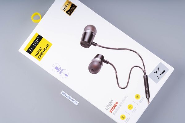 Навушники LI-TOP V7 з мікрофоном, вакуумні, mini-Jack 3.5 мм - чорний