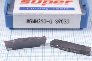 Вставка відрізна (різець) MGMN250-G S9030 SUPER 55 HRC