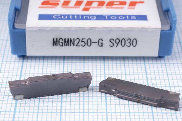 Вставка відрізна (різець) MGMN250-G S9030 SUPER 55 HRC