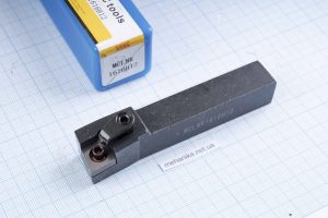 Різець (державка) зі змінними пластинами MCLNR1616H12, прохідний