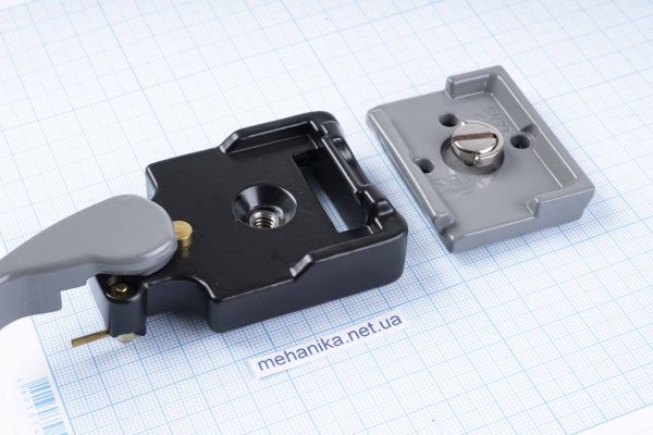 Швидкозйомний майданчик Quick Change Rectangular Plate Adapter (аналог Manfrotto)