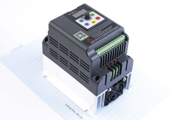 Перетворювач частоти, частотний регулятор XSD350 (частотник) 220V
