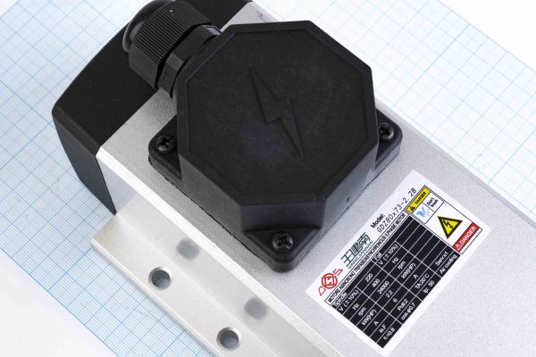 Шпиндель GDZ-80x73-2.2B (2.2kW, 80x73 мм), цанга ER20, з повітряним охолодженням