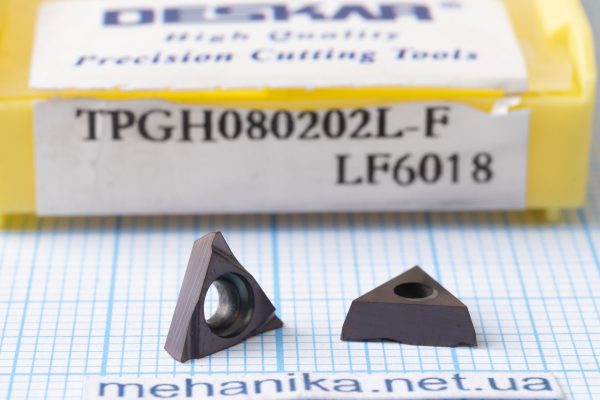 Вставка токарна TPGH080202L-F LF6018 DESCAR 55 HRC