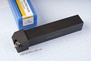 Різець (державка) зі змінними пластинами SER2525M16, різьбовий