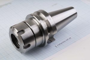 Патрон цанговий з конусом BT40-ER32-70L