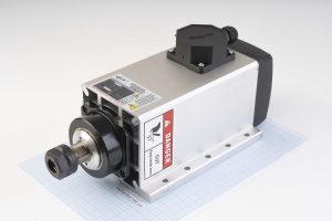 Шпиндель GDZ-105x102-3.5 (3.5kW, 105x102 мм), цанга ER20, з повітряним охолодженням