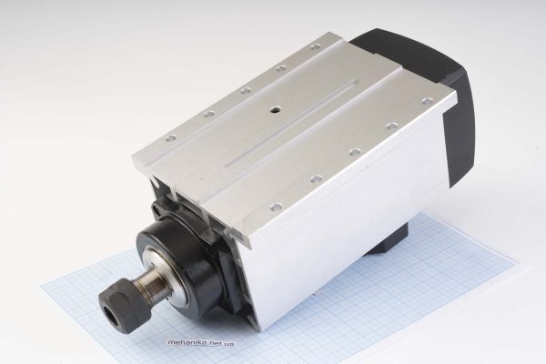 Шпиндель GDZ-105x102-3.5 (3.5kW, 105x102 мм), цанга ER20, з повітряним охолодженням