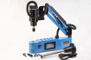 Різьбонарізний маніпулятор M3-M16, з комплектом цанг GT12, 1200W