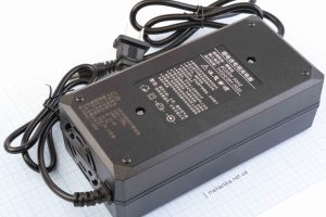Зарядний пристрій для акумуляторів LiFePo4 14.6V/10A 150W