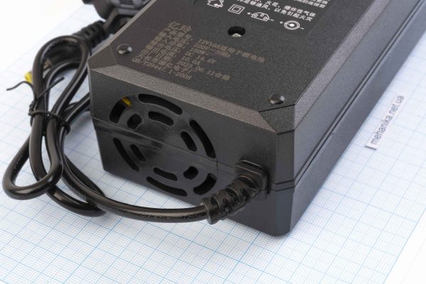 Зарядний пристрій для акумуляторів LiFePo4 14.6V/10A 150W