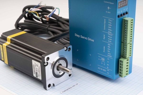 Кроковий двигун з енкодером Nema23(57) Times Brilliant 60EBP143ALC-TFО 4.0Nm, 5.8 А + гібридний серводрайвер ZDM-2HA865, кабель 200 см