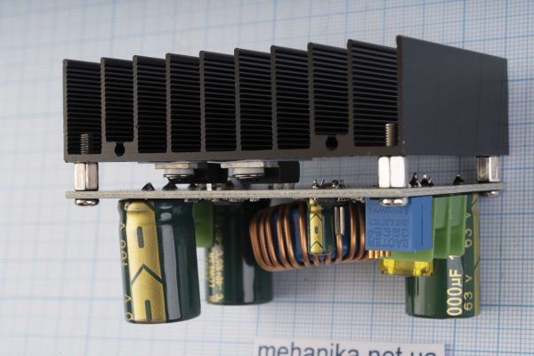Перетворювач напруги, підвищуючий, стабілізаційний 600W DC-DC, 12-60V/12-80V 16A, з радіатором (пластиковий запобіжник, синя плата)