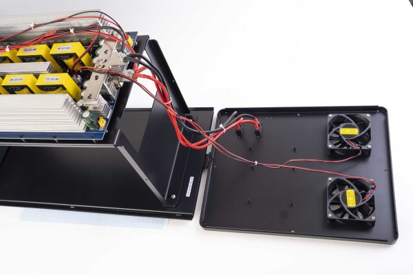 Інвертор DC12V/AC220V, 3000W з корпусом для встановлення акумулятора LiFePO4