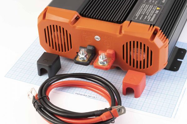Інвертор FCHAO KSC-3500W, DC-AC 24V/220V