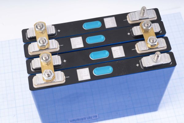 Акумулятор LiFePO4 (комплект 4 шт), 3.2V/22Аh, 70Wh, комплект для збірки 4S/12.8V/22Ah, 280Wh