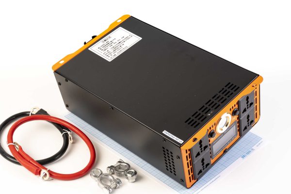 Інвертор CNAS 3000W, DC-AC 12V/220V, чиста синусоїда, з ліхтариком