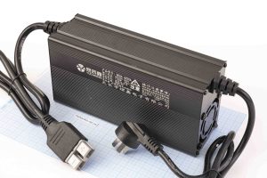 Зарядний пристрій для акумуляторів Li-Ion 13S/54.6V/20A 1100W