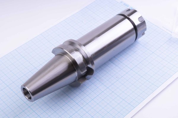 Патрон цанговий з конусом BT40-ER32-150L