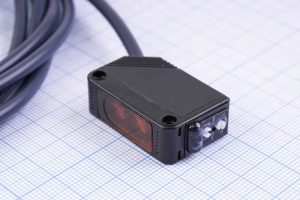 Датчик оптичний (фотоелектричний) ZHMLON E3C-D18, NPN, 20-150 см
