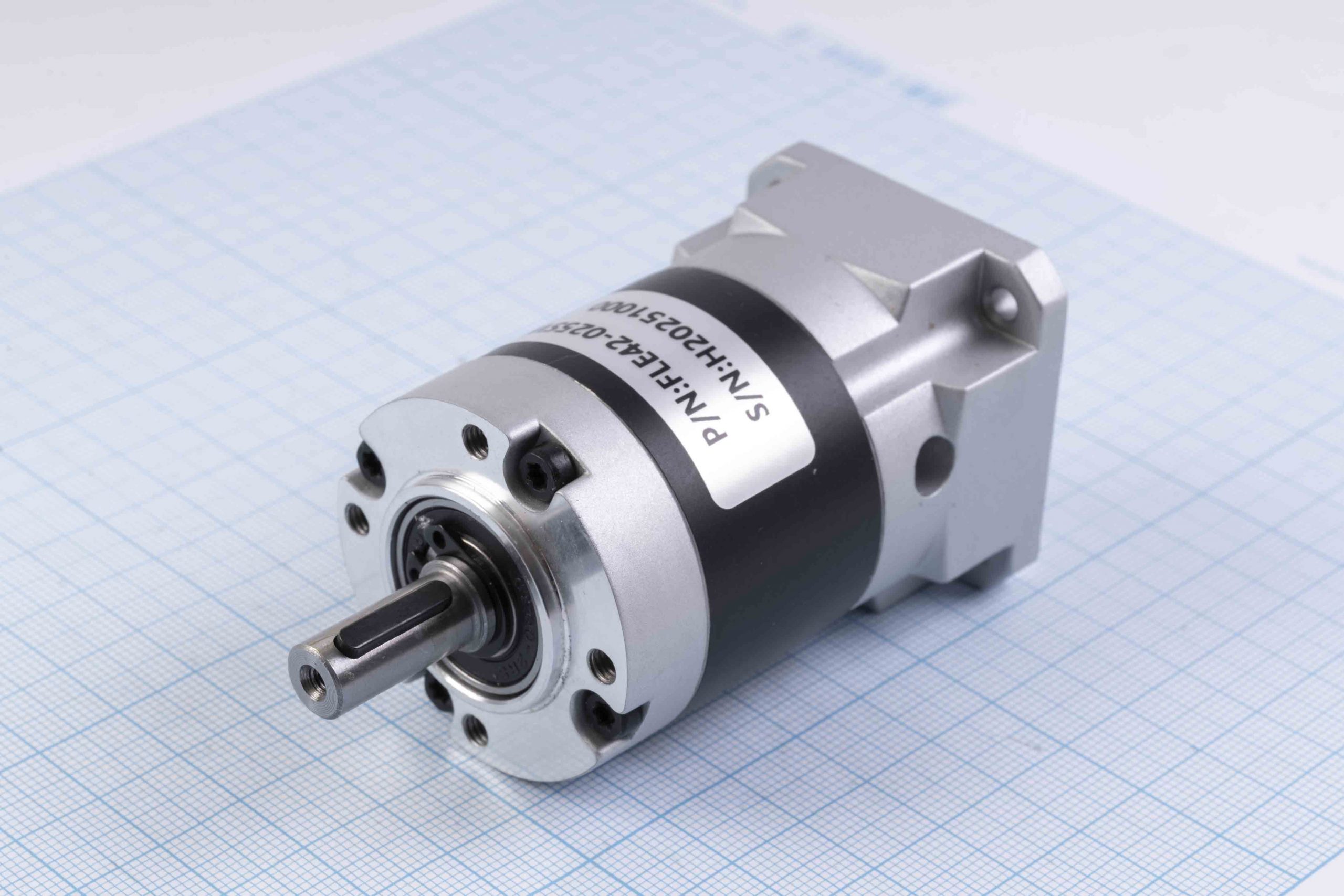 Редуктор планетарний (диференціальний) для крокового двигуна NEMA 17(42) (FLE)