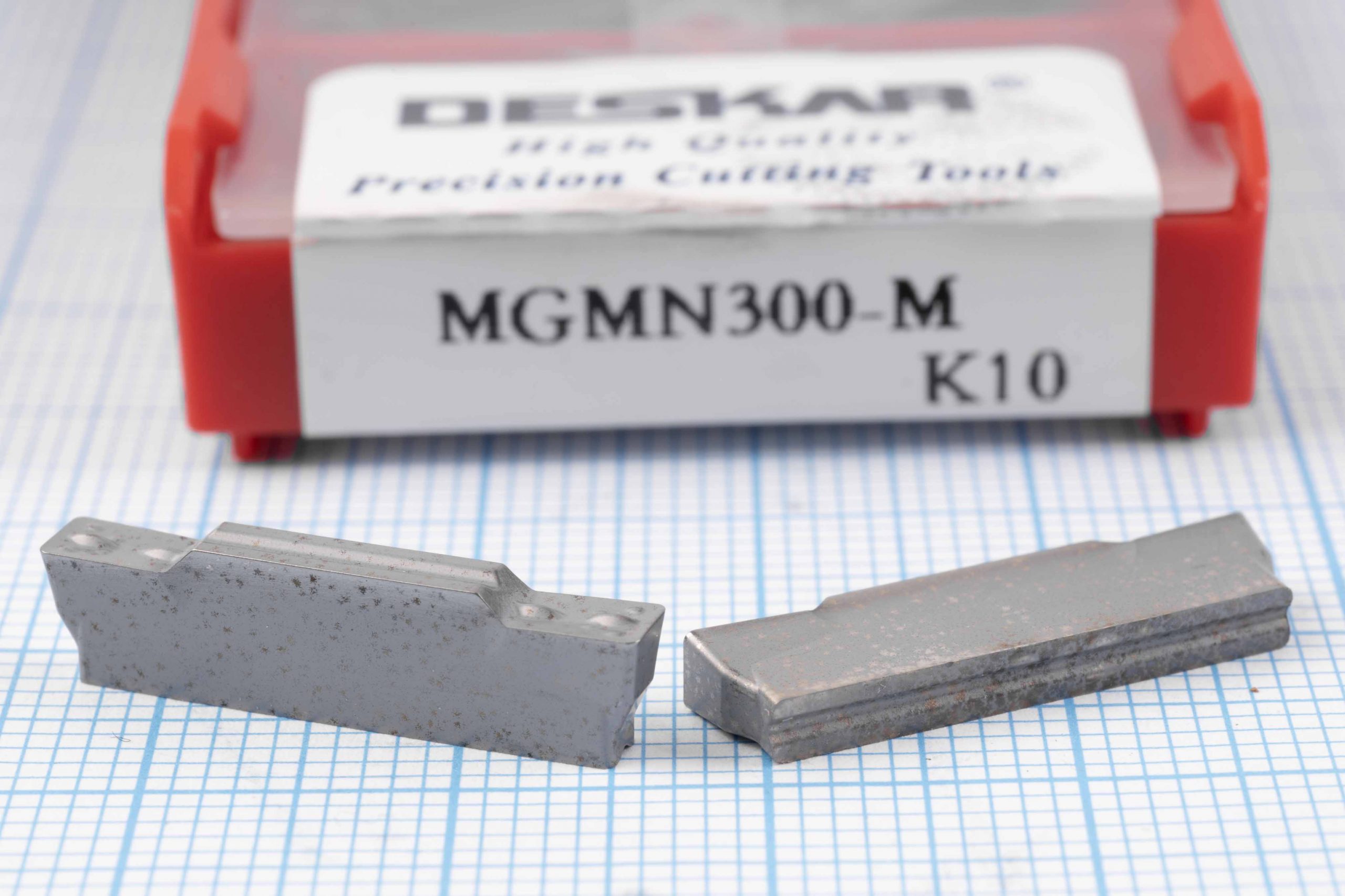 Вставка відрізна (різець) MGMN300-M K10 DESKAR 50 HRC