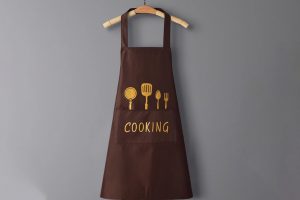 Кухонний фартух з кишенею 95 х 57 см "Cooking Brown"
