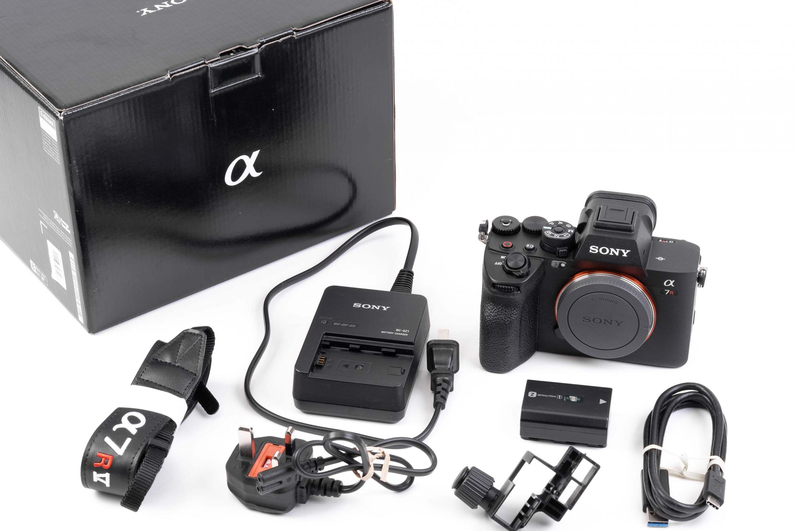Бездзеркальний фотоапарат Sony Alpha A7R V BODY (ILCE-7RM5)