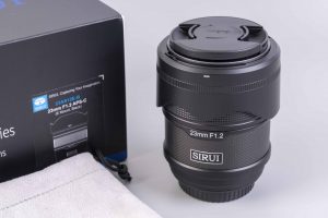 Обʼєктив швидкісний SIRUI Sniper 23mm F1.2 AF APS-C (Sony E-mount)