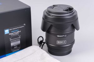 Обʼєктив швидкісний SIRUI Sniper 16mm F1.2 AF APS-C (Sony E-mount)