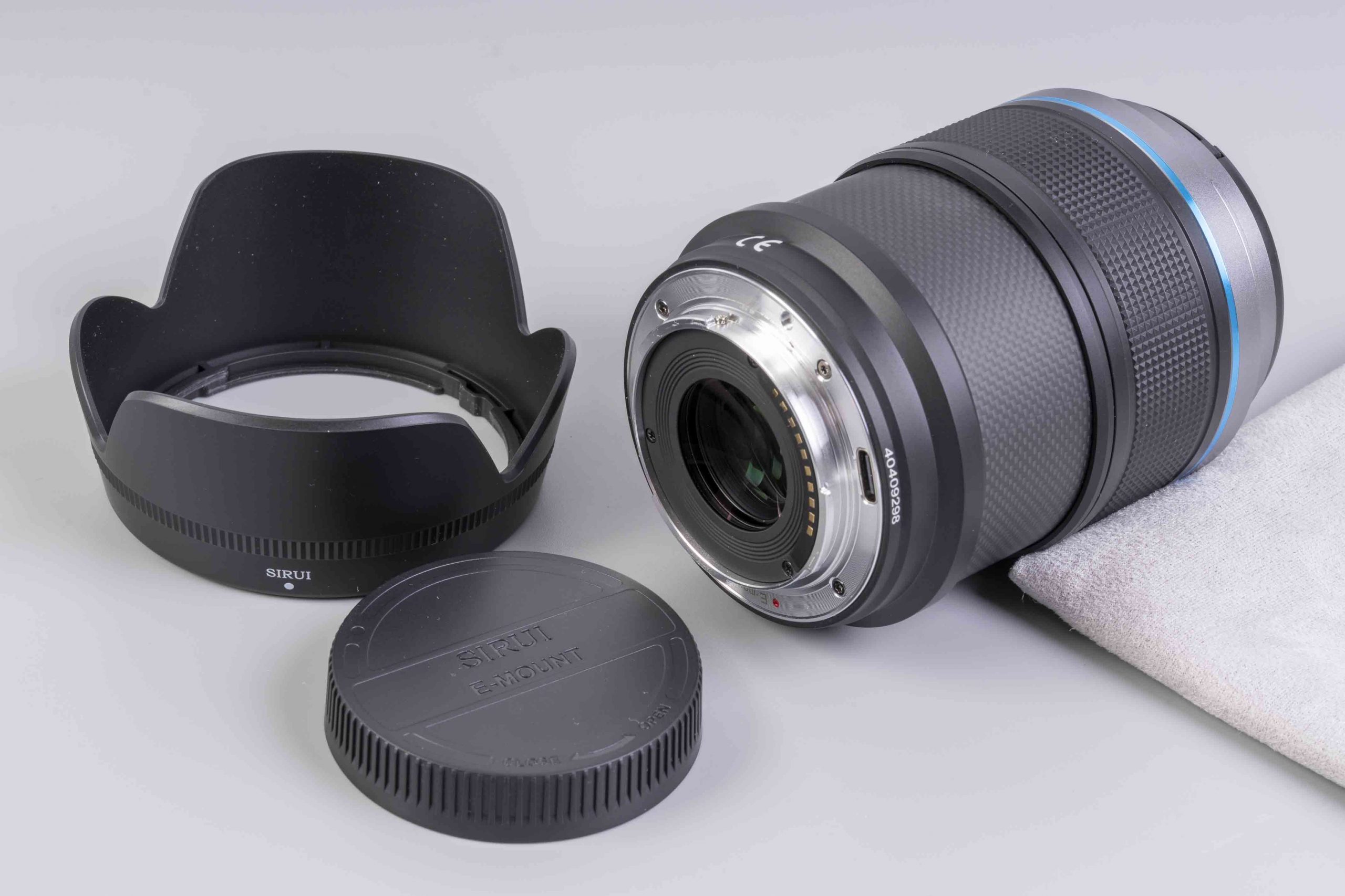 Обʼєктив швидкісний SIRUI Sniper 16mm F1.2 AF APS-C (Sony E-mount)