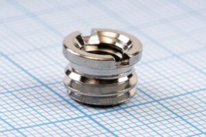 Адаптер головки штатива для фотокамер 1/4″ на 3/8″, довжина 7 мм, бортик 1.5 мм