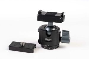 Штативна головка Leaplight LYD4 для екшен камер DJI та перехідником на площадку з 1/4