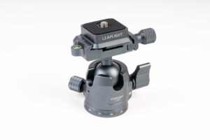 Кульова штативна головка Leaplight LYZ4