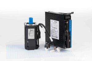 Серводвигун з гальмом SD60AEA04030-SC3B-AP-CB (400W, 1.27 Nm) + серводрайвер SD100C-15AL-GBN 220V/7A