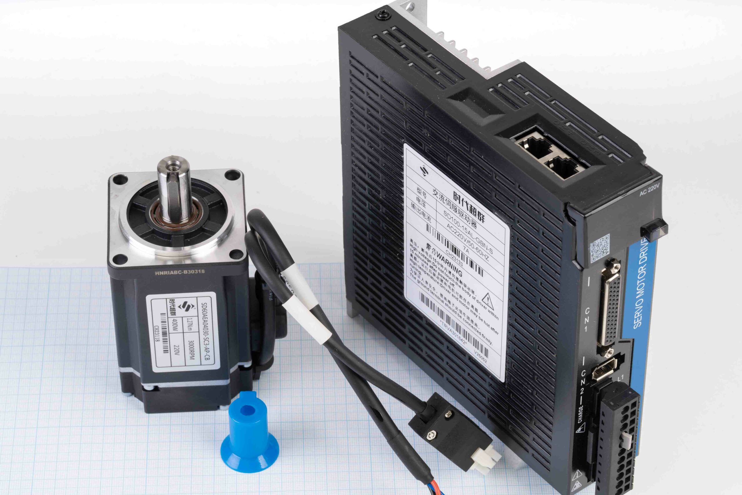 Серводвигун SD60AEA04030-SC3-AP-CB (400W, 1.27 Nm) + серводрайвер SD100C-15AL-GBN 220V/7A