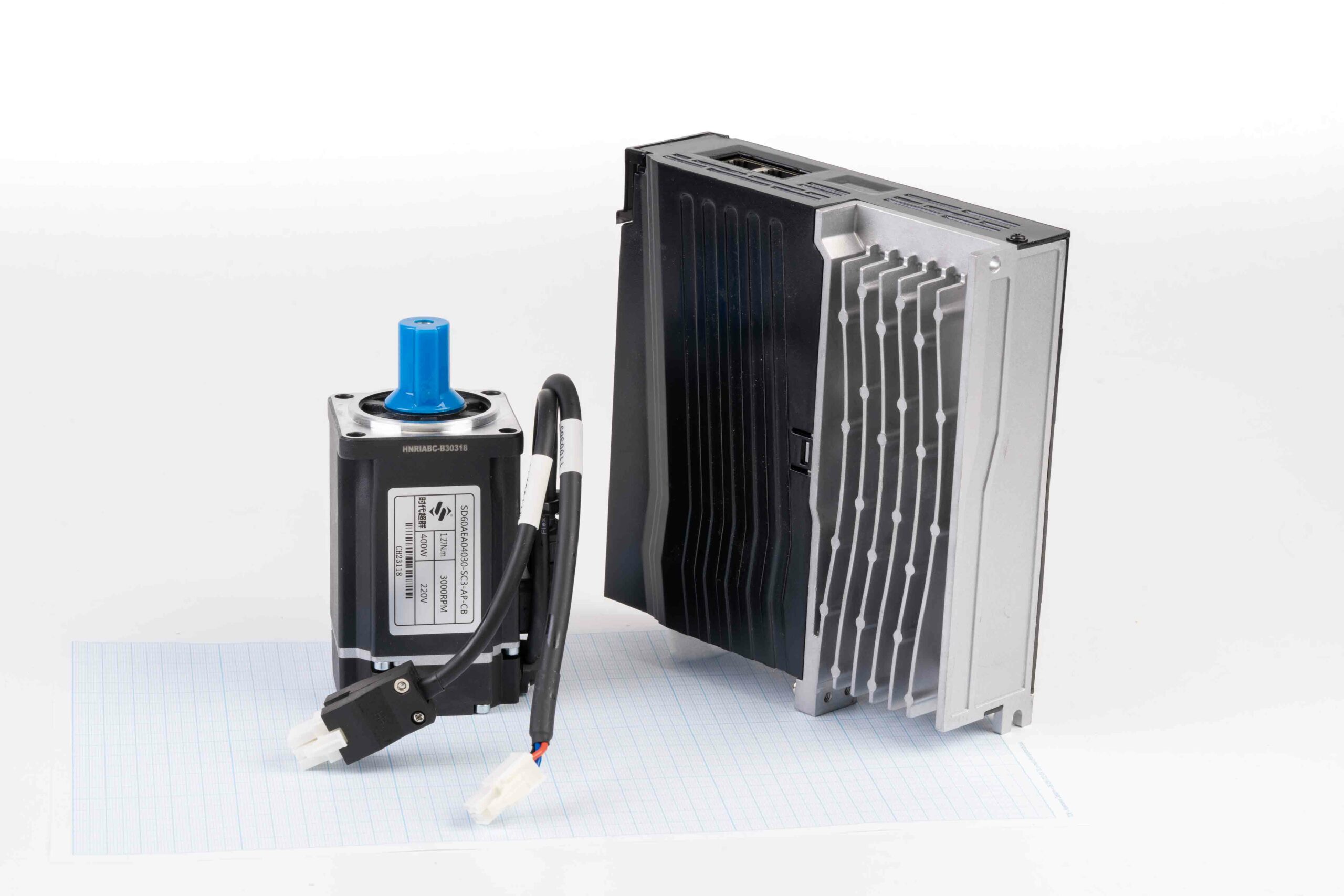 Серводвигун SD60AEA04030-SC3-AP-CB (400W, 1.27 Nm) + серводрайвер SD100C-15AL-GBN 220V/7A