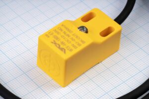 Індуктивний датчик наближення WTX-HN-1805-E1