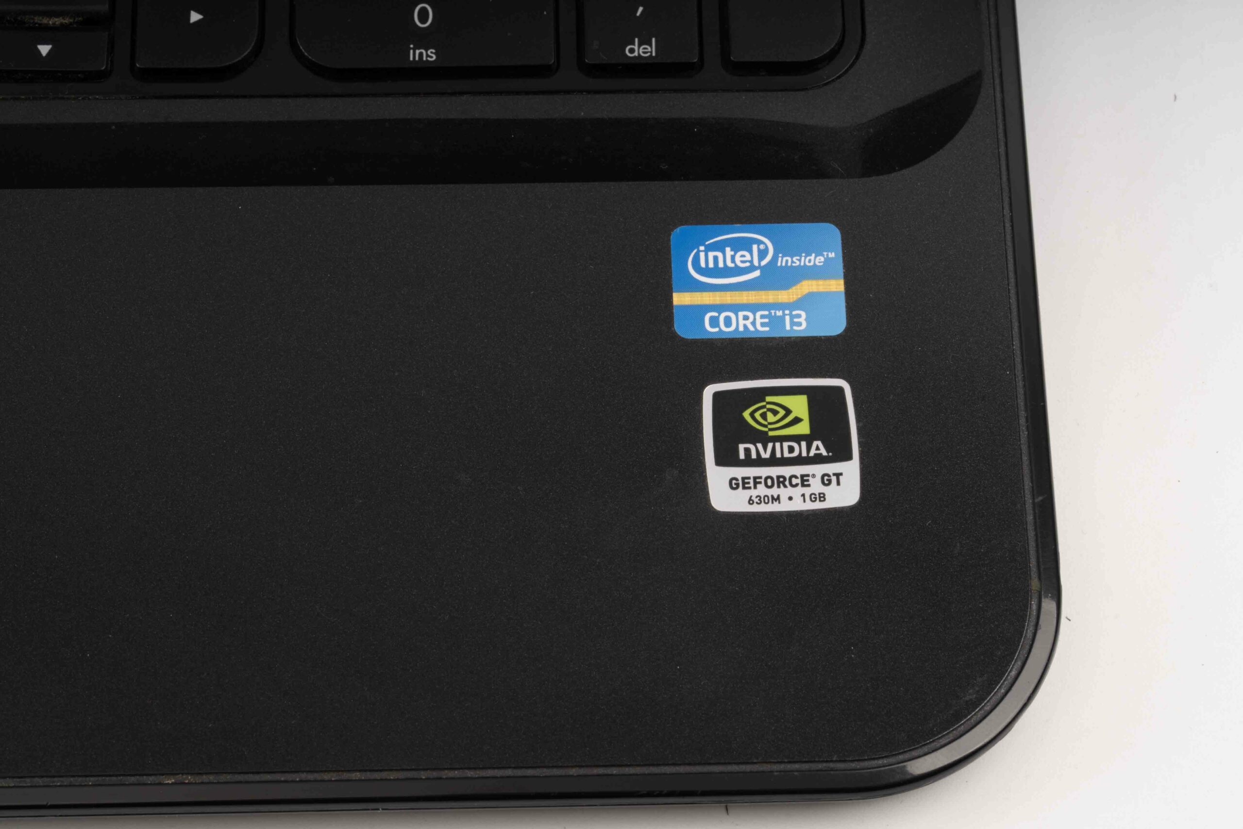 Ноутбук HP Pavilion 15-b183sr 15.6" / Intel Core i3 / NVIDIA GeForce GT 630M 1GB (Б/У)